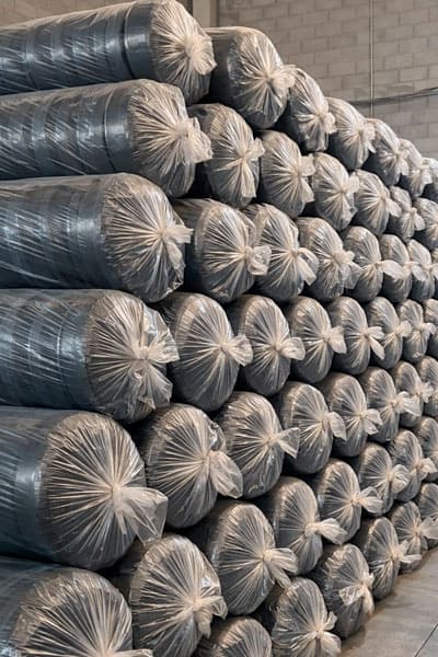fabricação sustentável de produtos plásticos recicláveis com responsabilidade ambiental