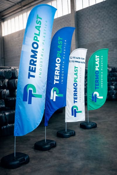 soluções plásticas para uso industrial, comercial e comunicação visual